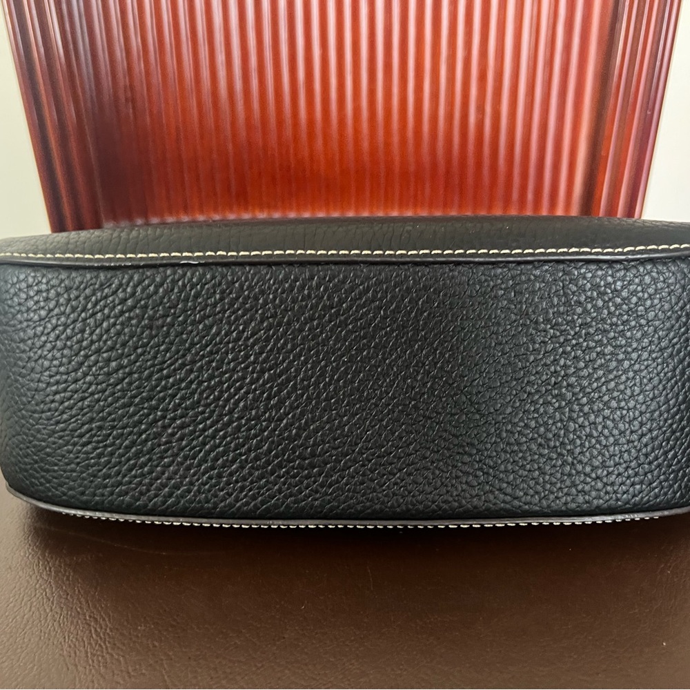 Dooney & Bourke Small Kiley shoulder Bag Black - Picture 9 of 9